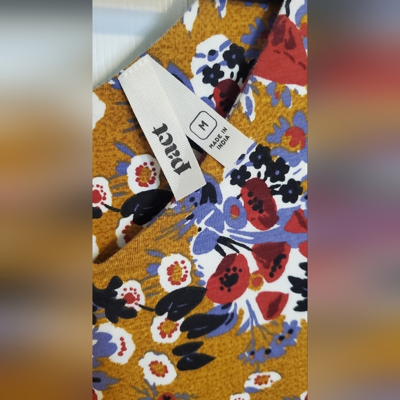 Pact Fit & Flare Dress Size Medium - Picture 4 of 5